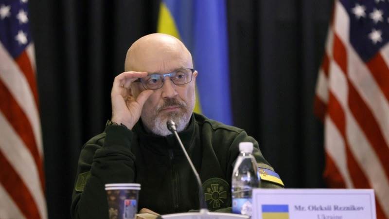 Zelensky to dismiss nation’s defense minister