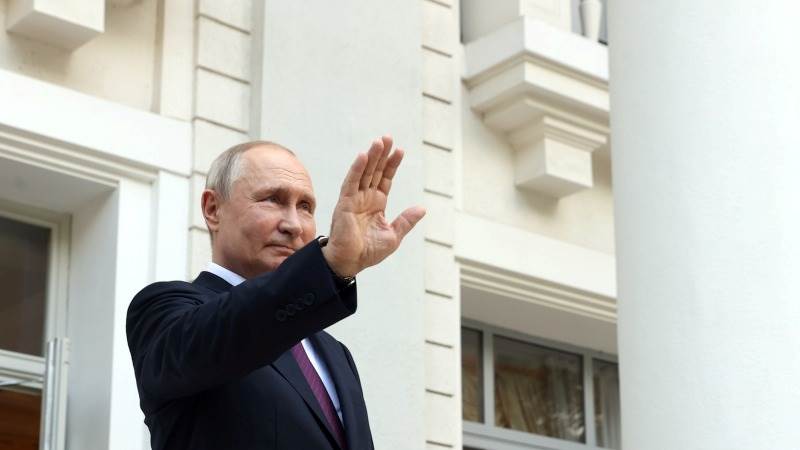 Putin: Russia’s energy sector resilient to external factors