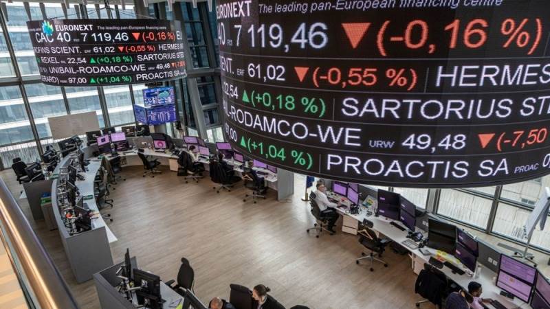 Europe closes lower after released data