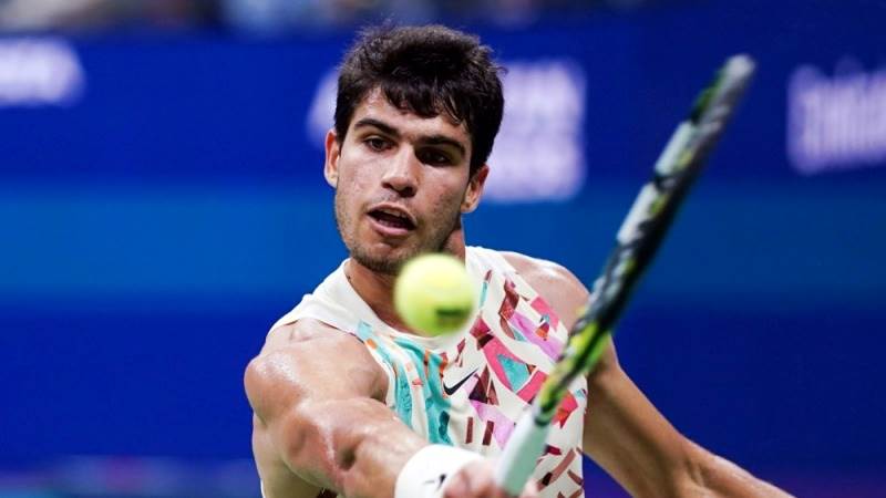 Alcaraz moves on to US Open semifinals