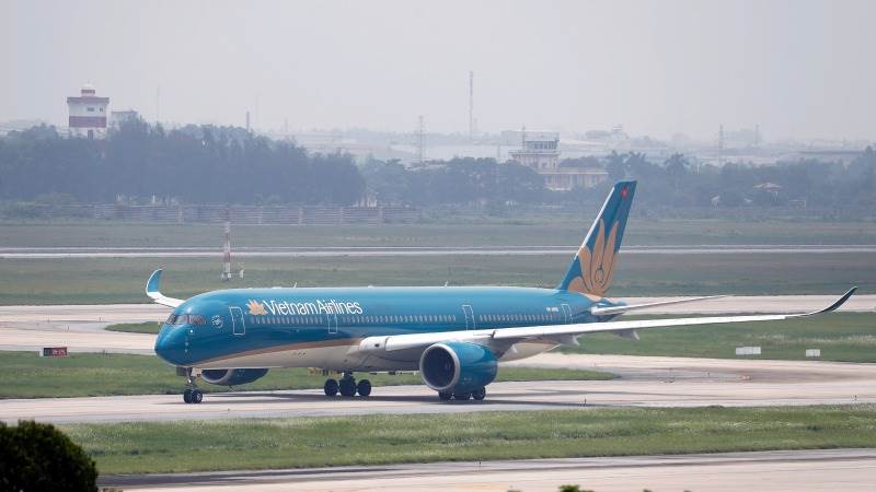 Boeing, Vietnam Airlines sign $7.8B deal