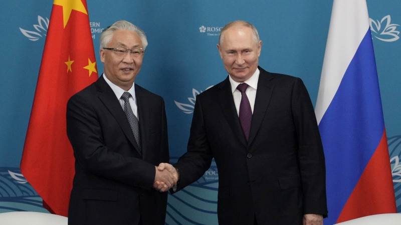 China vows to deeper cooperation with Russia