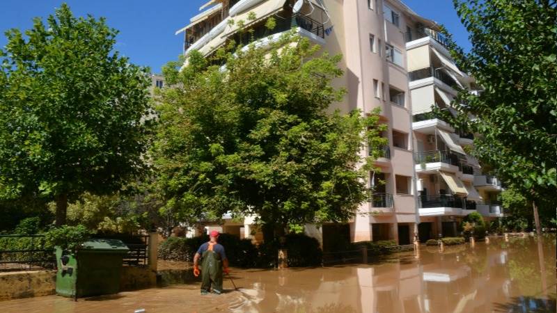 At least 10,000 missing in Libya floods