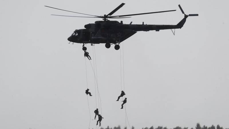 UK: Russia bolstered army with airborne units