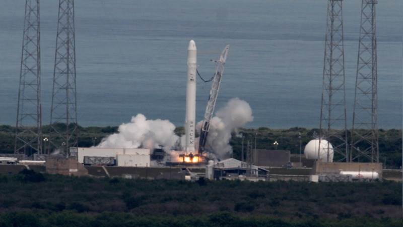 SpaceX sends 22 Starlink satellites into orbit