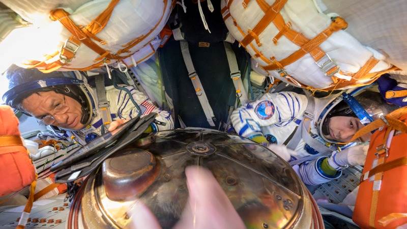 Russia’s Soyuz returns crew to Earth