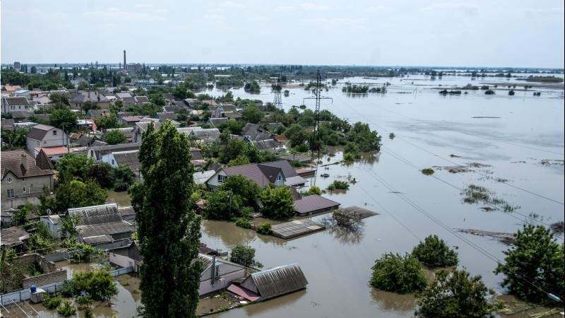 Ukraine reportedly accused of mining dam