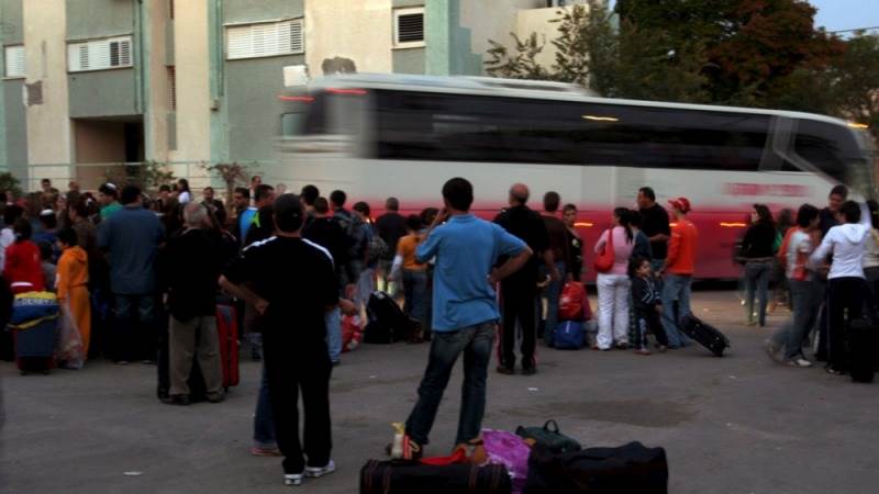 Israeli army actively evacuating near Gaza border