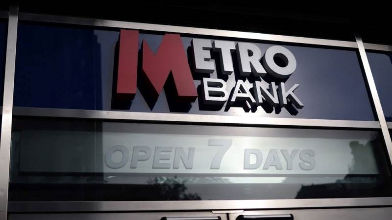 Metro Bank reaches £925M financing deal