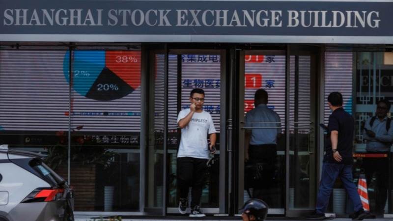 Chinese markets down after Israel, Gaza violence