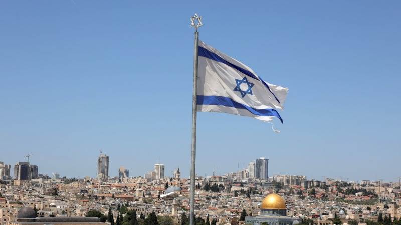 Bank of Israel to sell $30B in foreign ex. with shekel tumbling