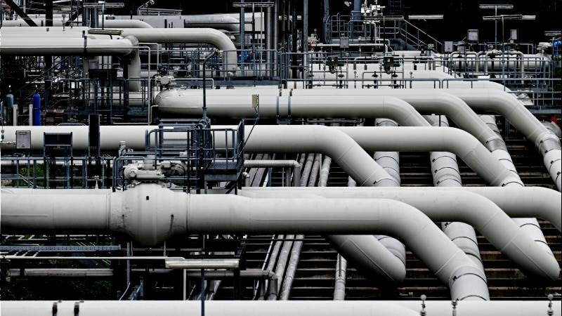 European gas jumps 7% on suspected pipeline leak