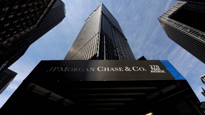 JPMorgan tops estimates with revenue of $40.7B in Q3