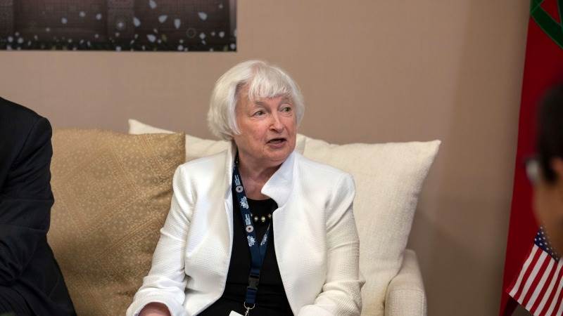 Yellen talks with LeMaire, Hunt in Morocco