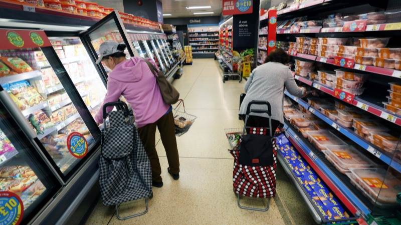 UK annual inflation stays at 6.7% in September