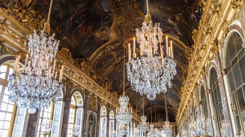 Palace of Versailles evacuated for 3rd time over bomb threats