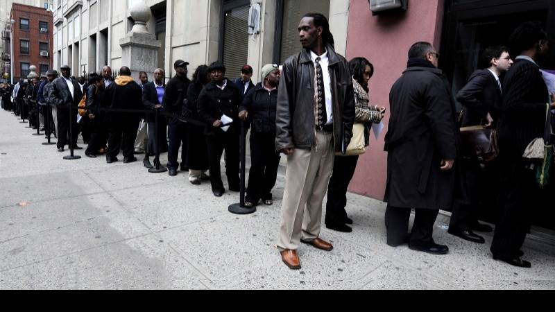 US initial jobless claims down 13,000 to 198,000