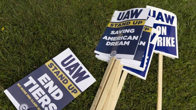 Ford, UAW reach ‘tentative’ deal after nearly six weeks strike