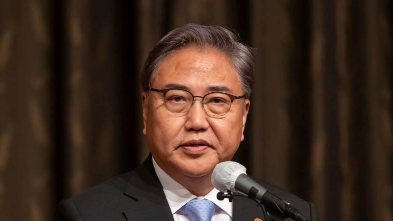 S. Korean FM addresses Middle East crisis