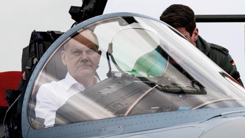 Germany to reportedly abandon €100B fighter jet deal with France