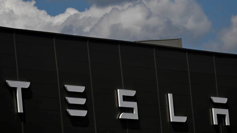 Tesla allegedly set to raise pay for staff in Germany