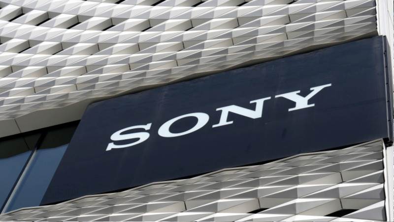 Sony’s operating profit slumps by 29% to ¥263B