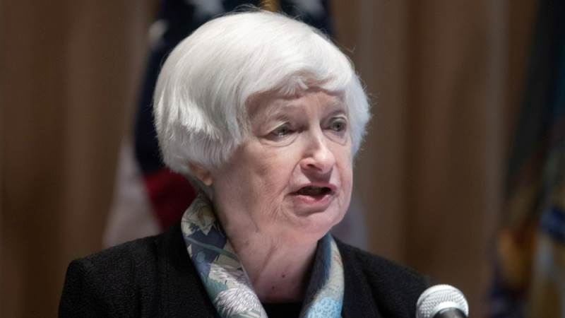 Yellen: Pulling away from China would be disastrous