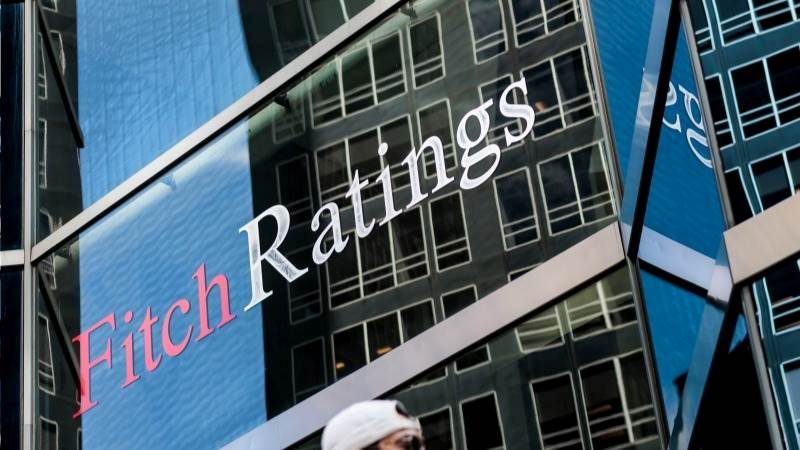 Fitch: US retail volumes expected to fall in 2024