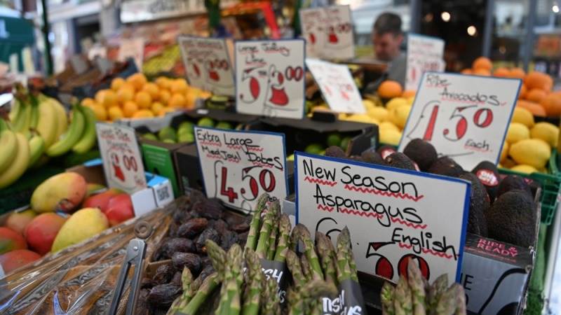 UK inflation down to 4.6% in October