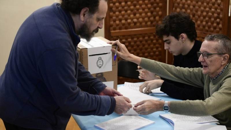 Polls open in Argentina’s presidential election