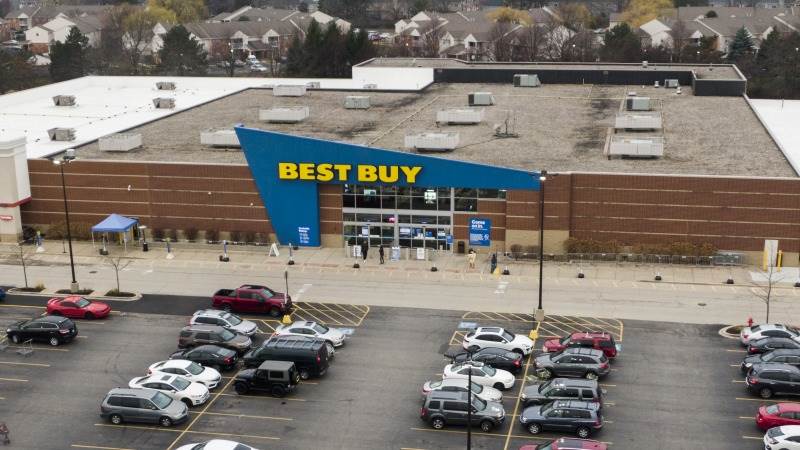 Best Buy’s Q3 revenue falls 7.5% to $9.8B