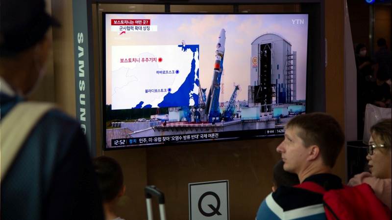 Seoul: N. Korea launches ballistic missile and fails