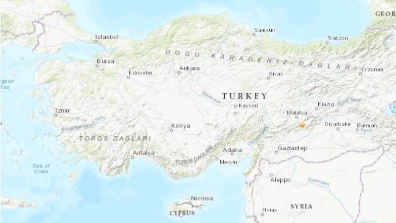 5.3-magnitude earthquake shakes Turkey