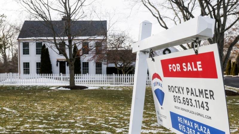 US pending home sales down 1.5% in October