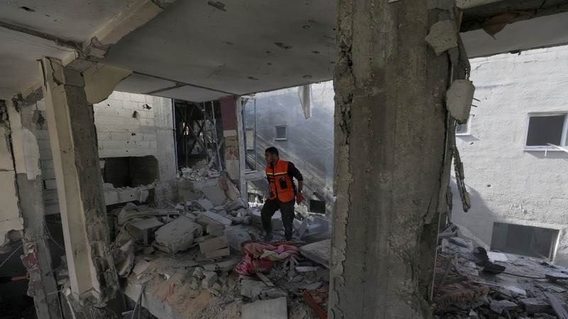 At least 12 dead in southern Gaza as ceasefire ends