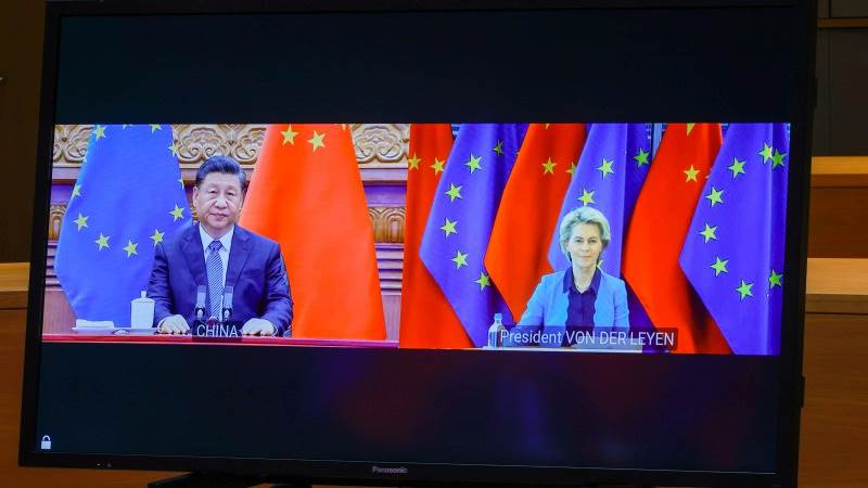 Xi meets Von der Leyen, Michel