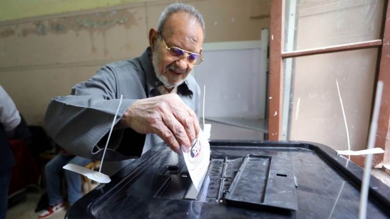 Polls open in Egypt