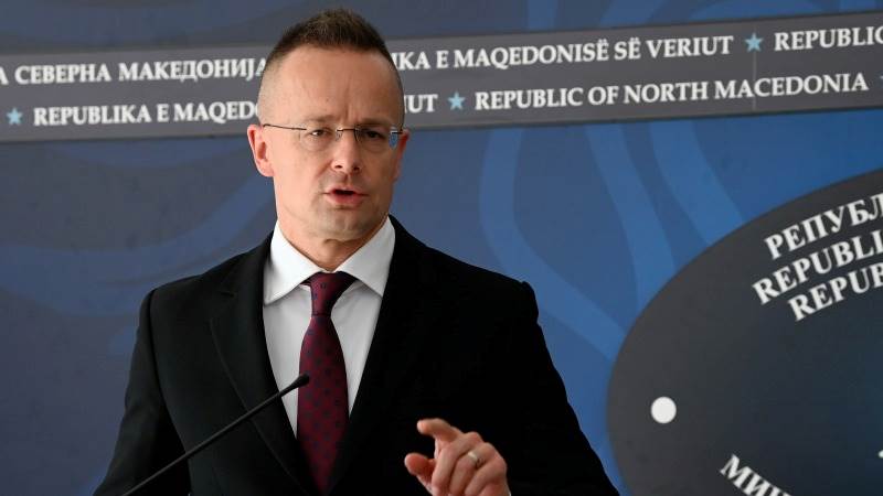 Hungary: EU talks on Kiev’s entry ‘irresponsible’