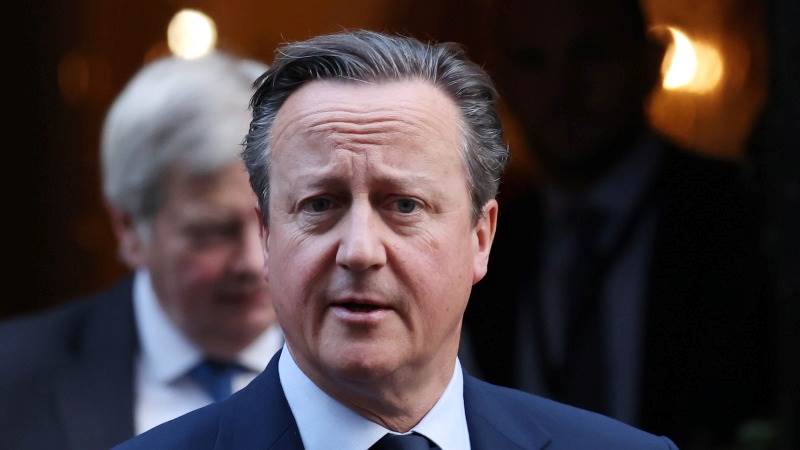 Cameron calls for immediate pause in Gaza