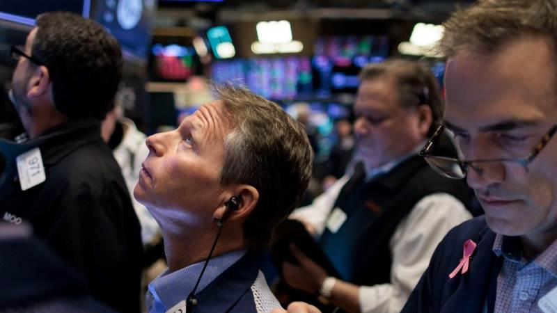 Dow drops 350 points as Trump sets new tariffs