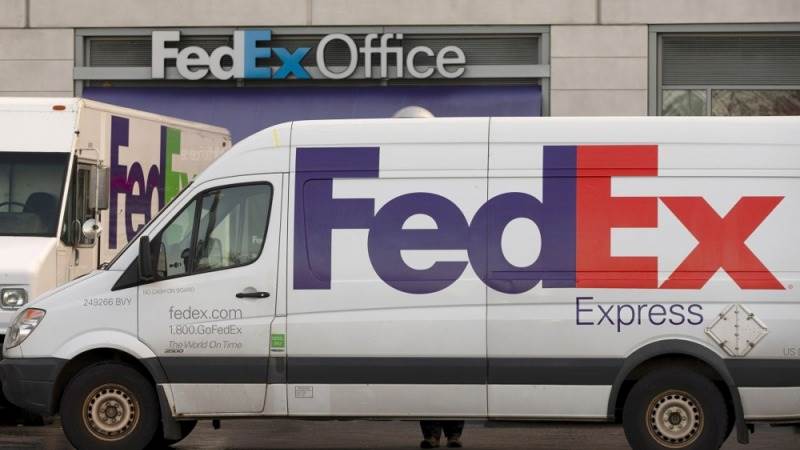 FedEx reports revenue of $22.2B in Q2