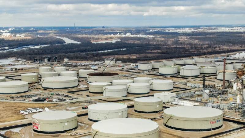 EIA: US crude inventories up by 2.9 million barrels