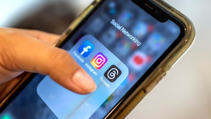 Meta says can cut monthly Facebook, Instagram fee to €5.99