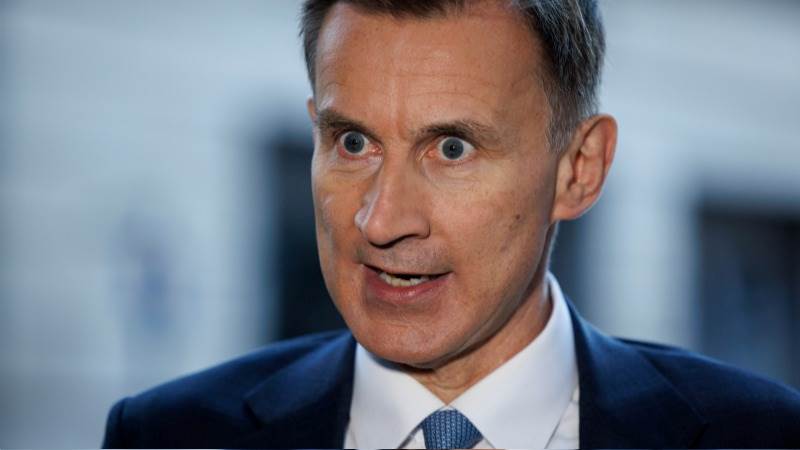 Hunt: Medium-term outlook better than GDP digits show