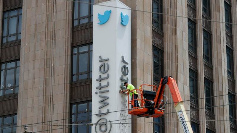 US judge rules Twitter violated contract