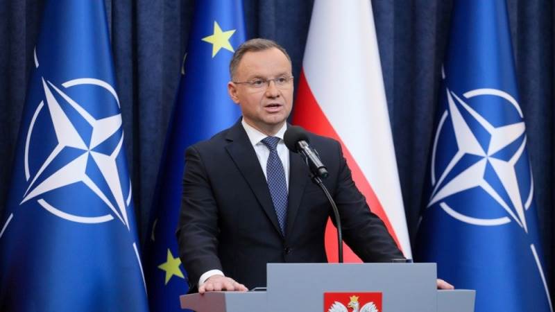 Poland’s Duda to veto spending plan in blow to Tusk