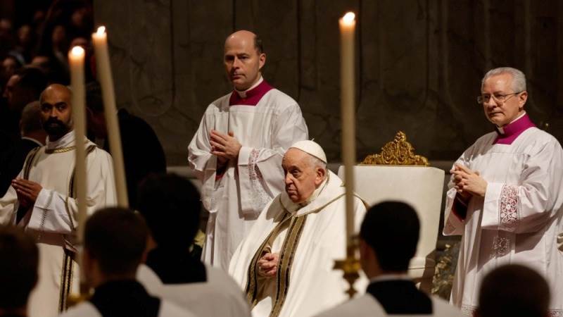 Pope delivers anti-war message at Christmas Eve Mass