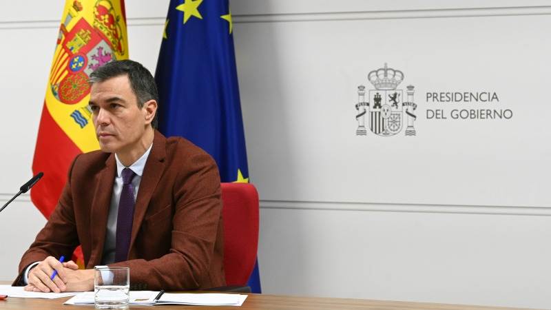 Spain’s windfall taxes on banks, energy companies extended for 1 year