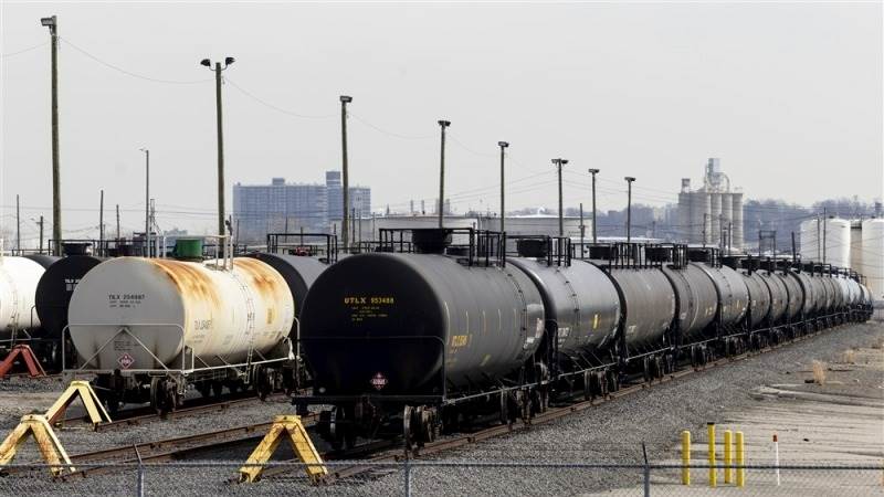 US oil inventories reportedly up by 1.8M barrels