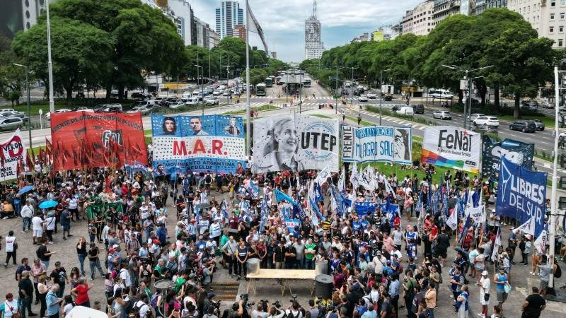 Argentina’s main union calls general strike over Milei’s reforms